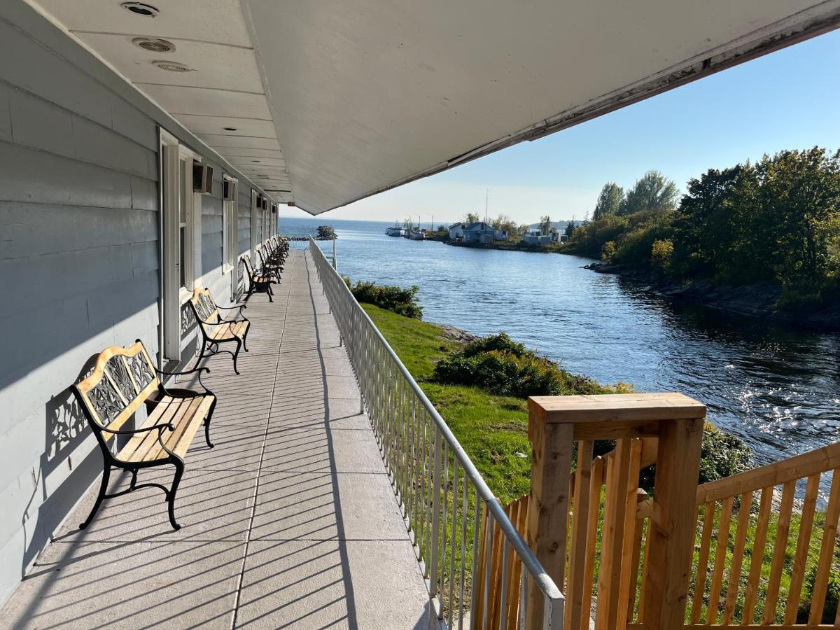 Old Mill Motel Blind River Esterno foto