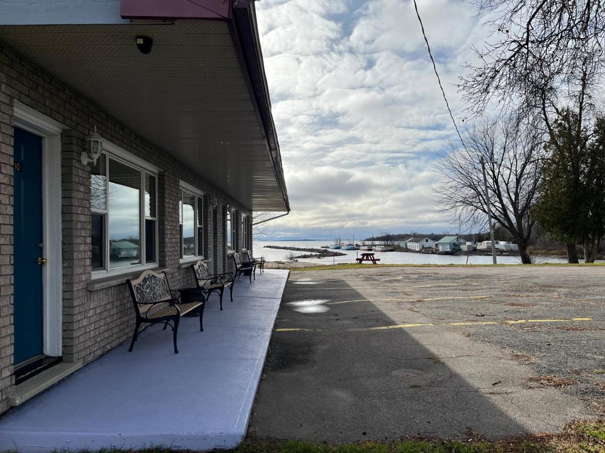 Old Mill Motel Blind River Esterno foto