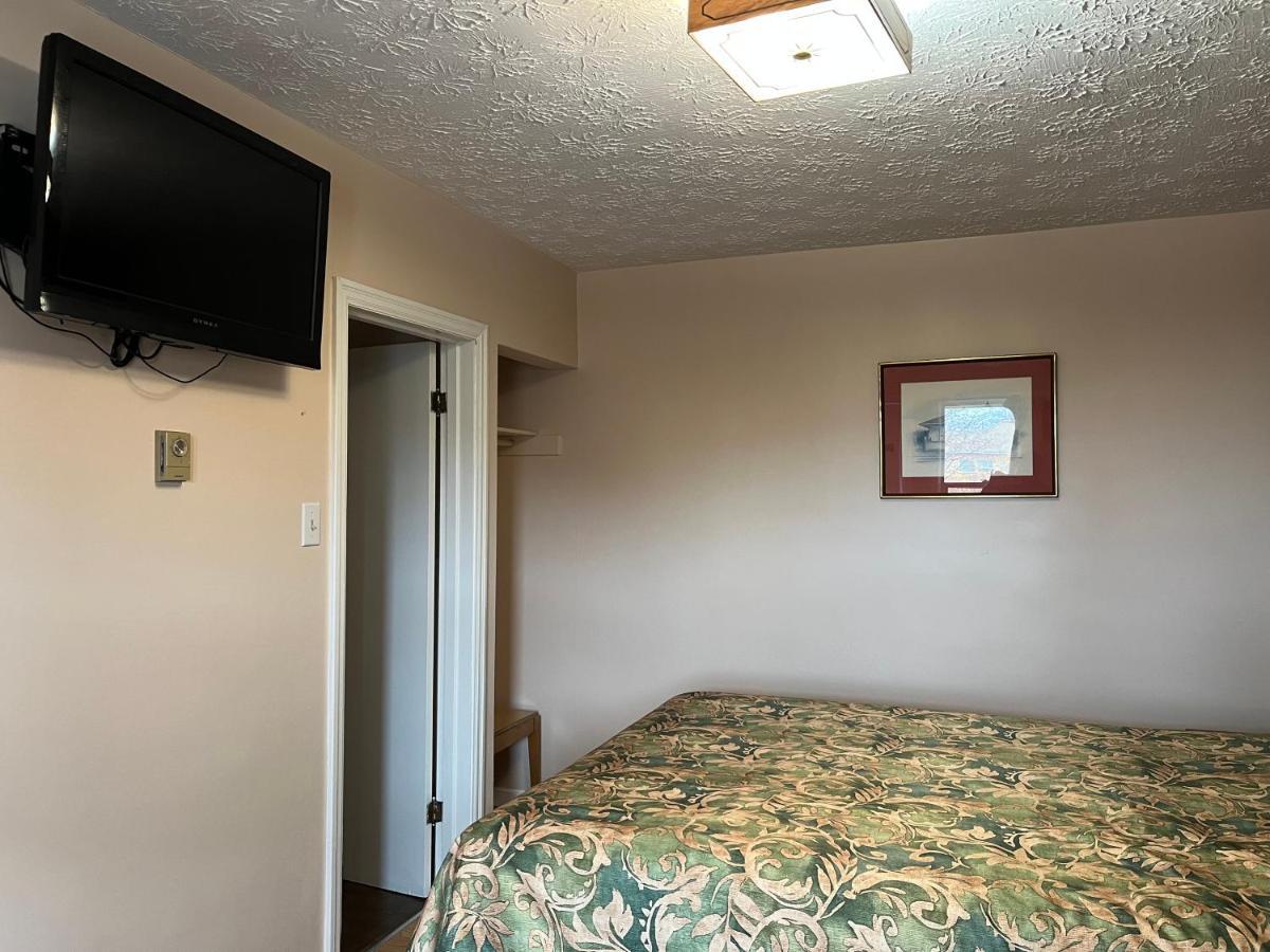 Old Mill Motel Blind River Esterno foto